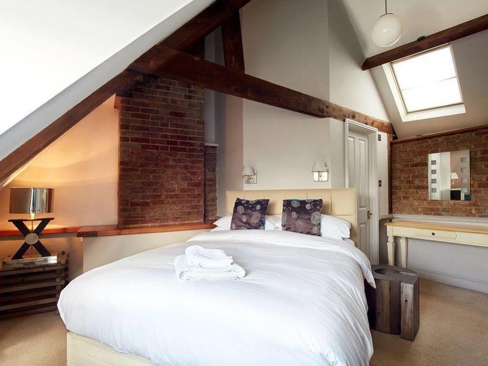 The George Inn Robertsbridge Dış mekan fotoğraf